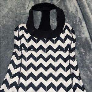 Lululemon scoop neck tank!